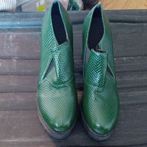 Chic Green Platform Shoes